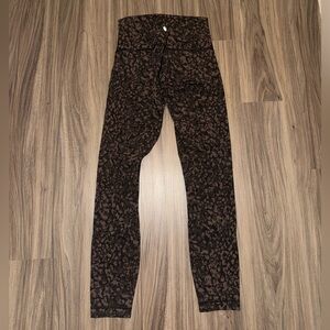 Lululemon Wunder Under High Rise Full on Luxtreme 25”